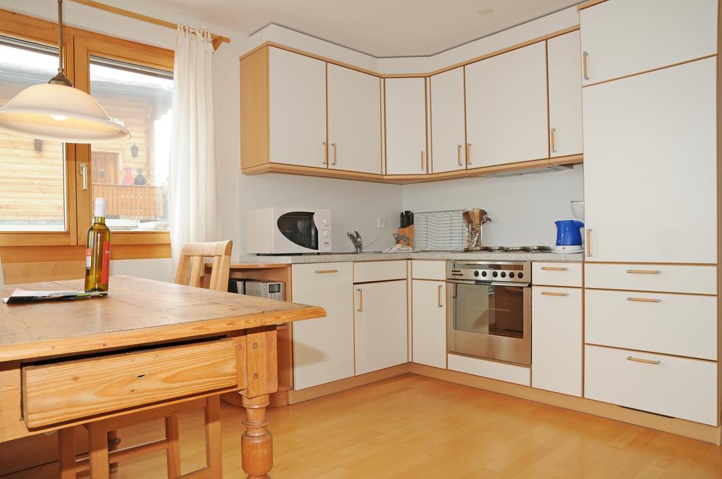 Ambiente Bettmeralp | A10 Apartment Bilik gambar